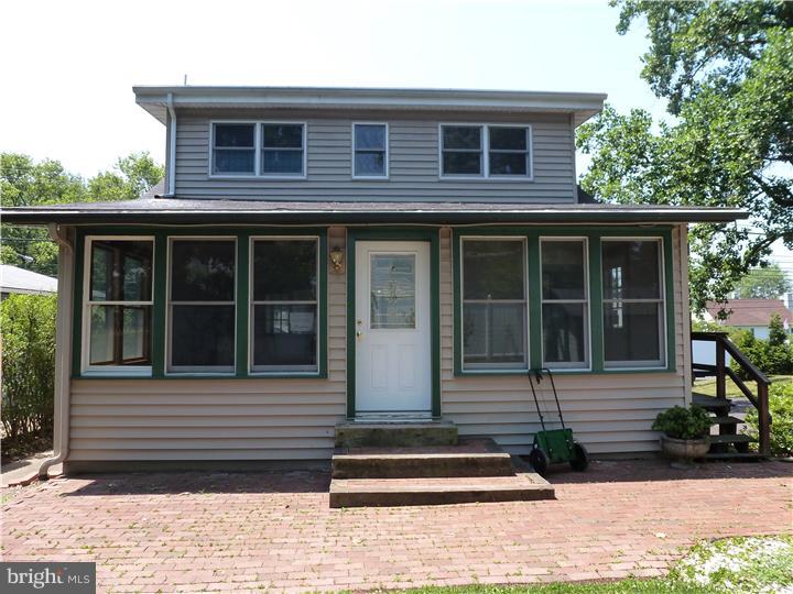 489 West County Line Road Hatboro, PA 19040 - Photo 13 of 14 Exterior Back