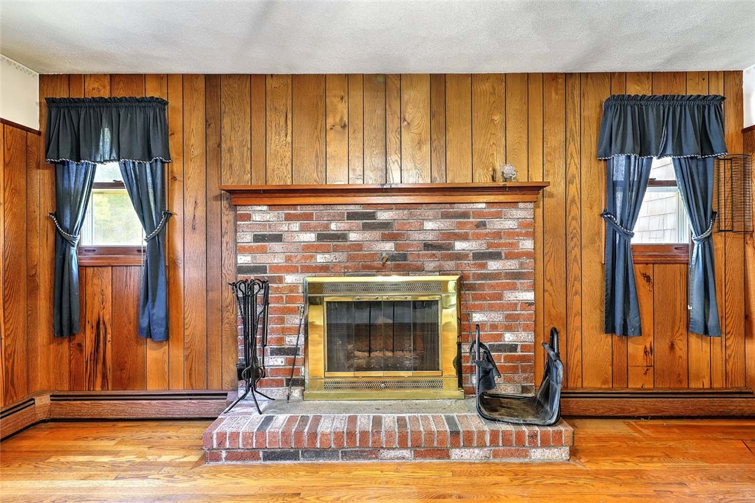 47 Chestnut Hill Road Glocester, RI 02814 - Photo 15 of 34