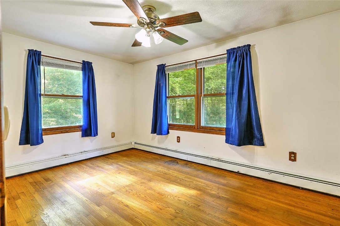 47 Chestnut Hill Road Glocester, RI 02814 - Photo 16 of 34