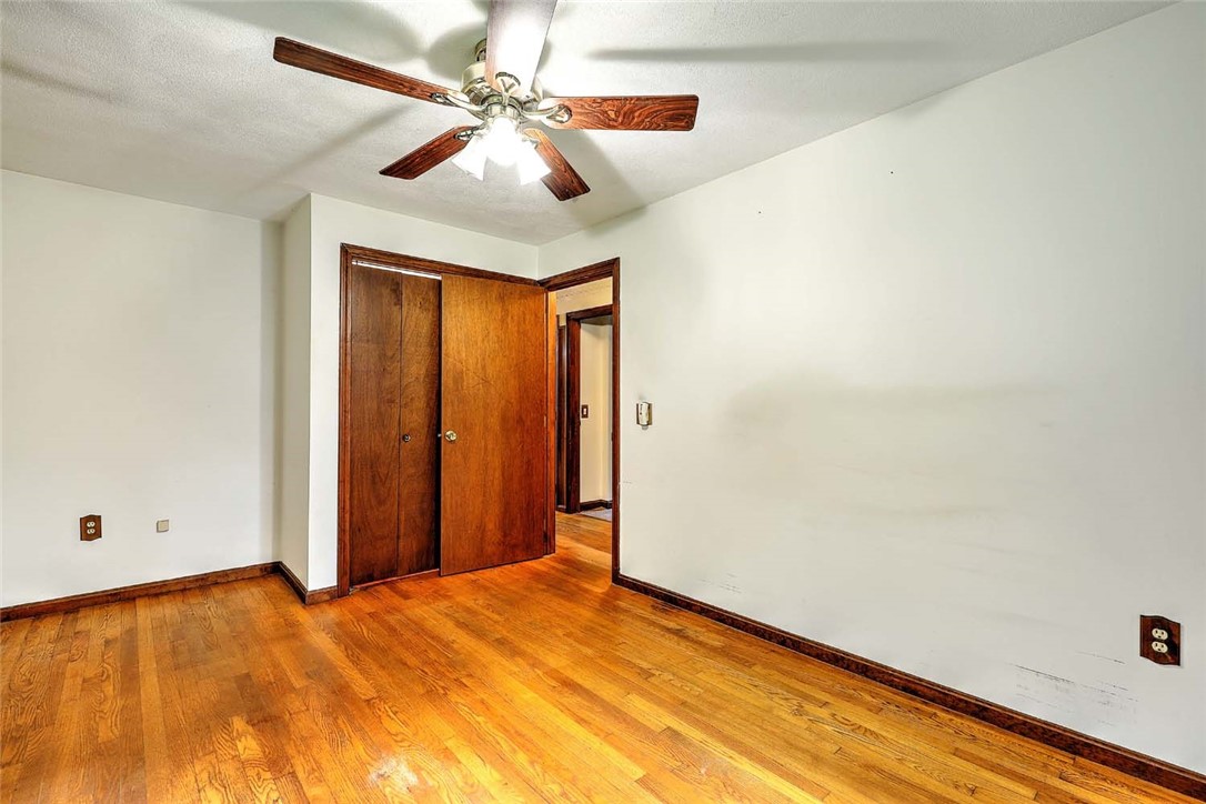 47 Chestnut Hill Road Glocester, RI 02814 - Photo 18 of 34