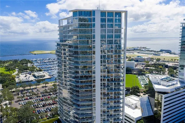 $5,500 | 175 1st Street South, Unit 2804, St. Petersburg, FL 33701