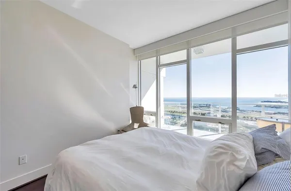 $5,500 | 175 1st Street South, Unit 2804, St. Petersburg, FL 33701