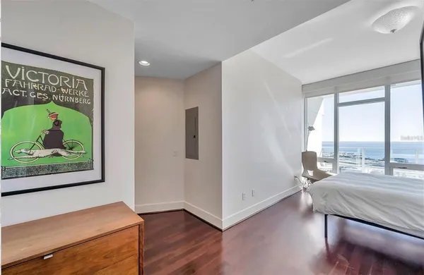 $5,500 | 175 1st Street South, Unit 2804, St. Petersburg, FL 33701