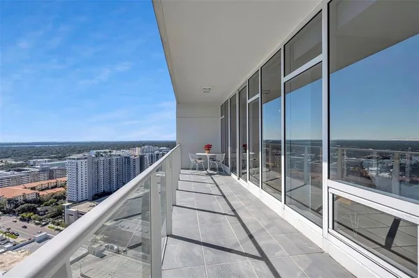 $5,500 | 175 1st Street South, Unit 2804, St. Petersburg, FL 33701