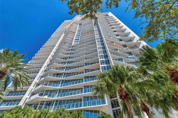 $5,500 | 175 1st Street South, Unit 2804, St. Petersburg, FL 33701