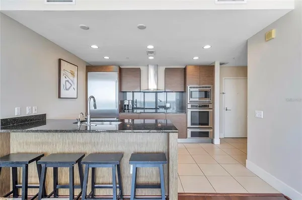 $5,500 | 175 1st Street South, Unit 2804, St. Petersburg, FL 33701