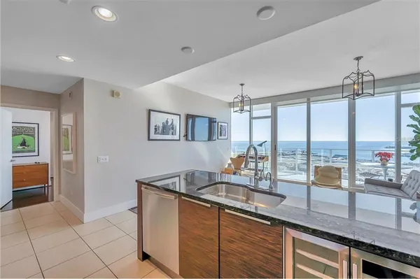 $5,500 | 175 1st Street South, Unit 2804, St. Petersburg, FL 33701