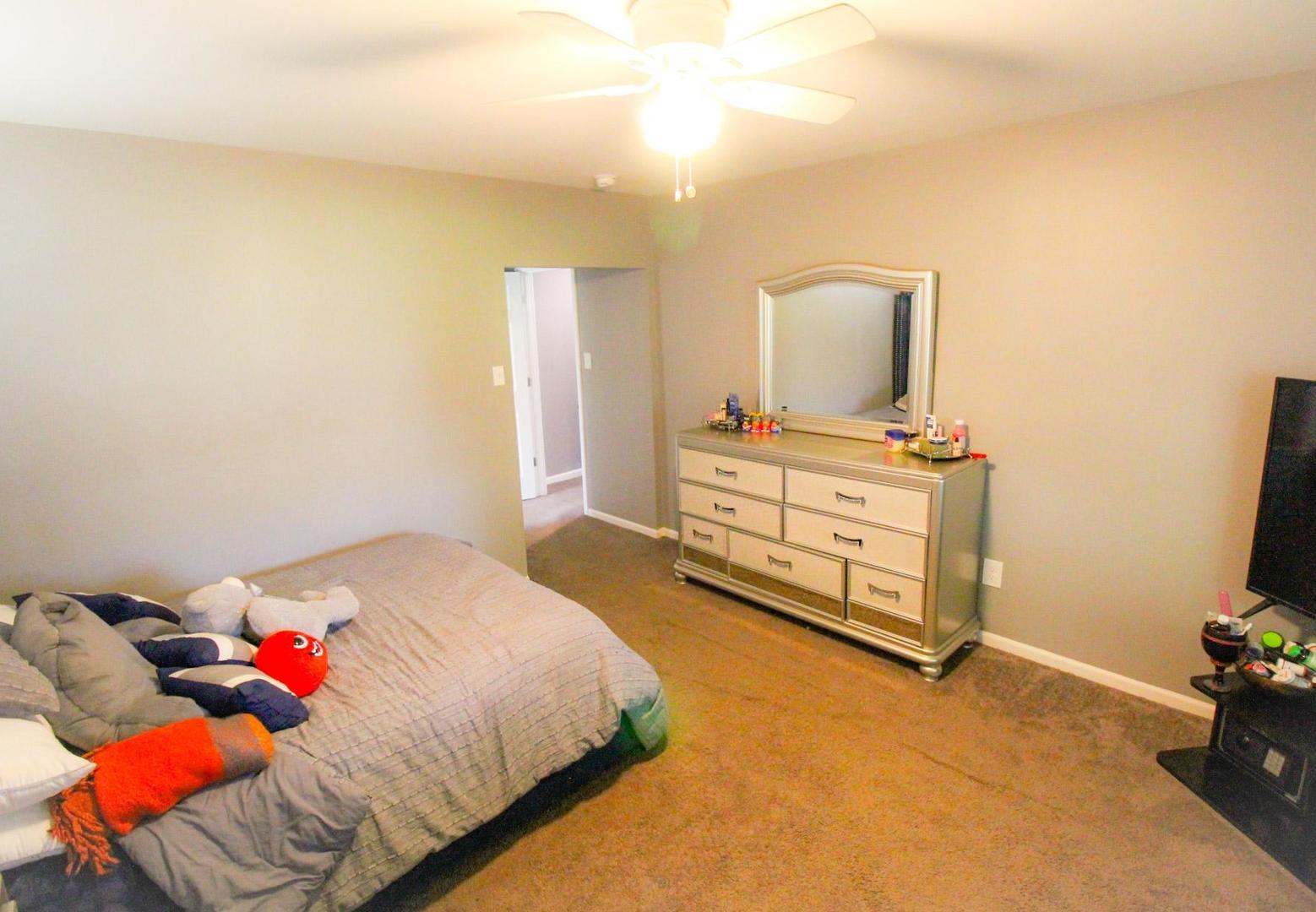 3119 176th Street Lansing, IL 60438 - Photo 11 of 22