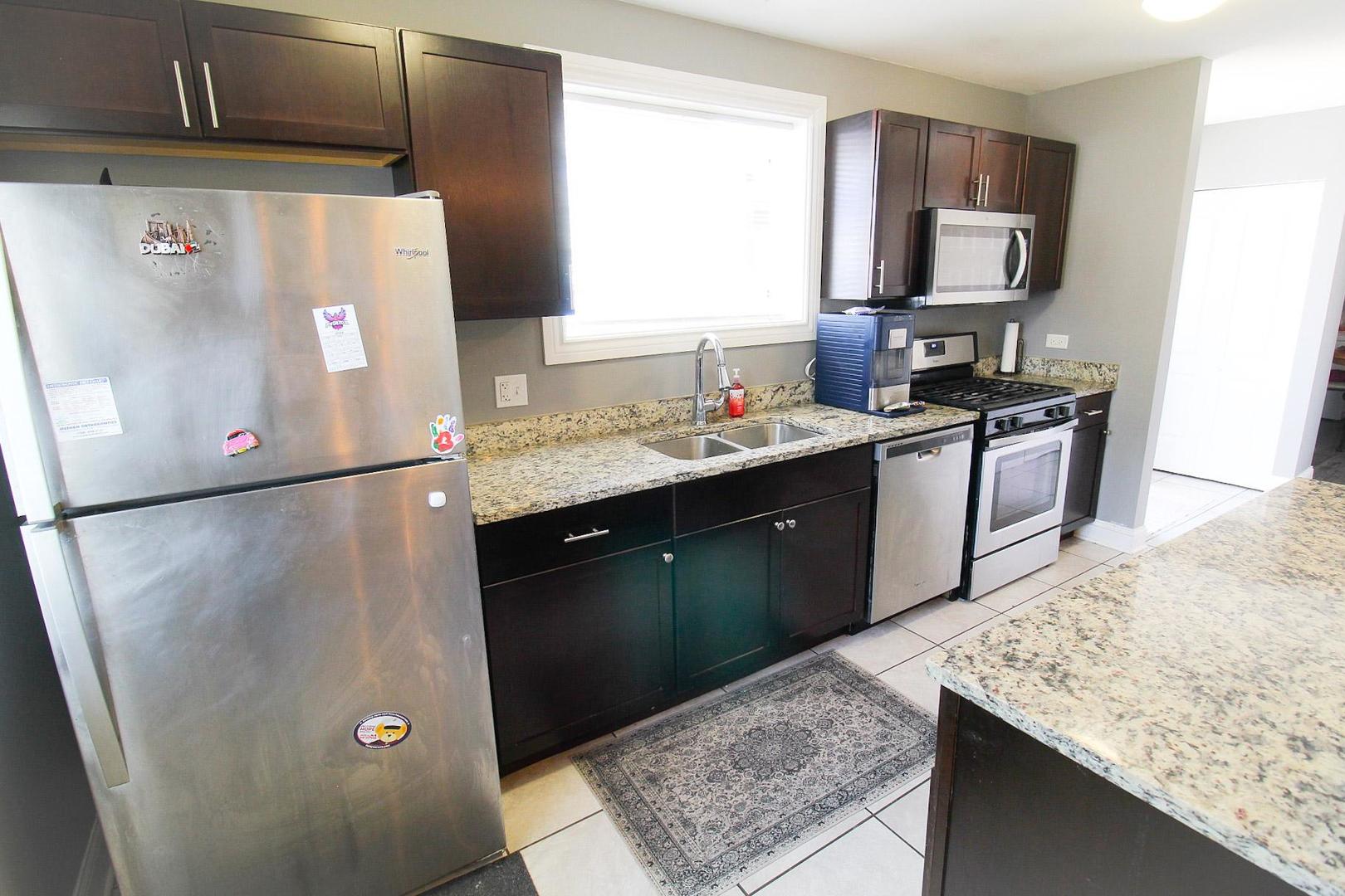 3119 176th Street Lansing, IL 60438 - Photo 5 of 22