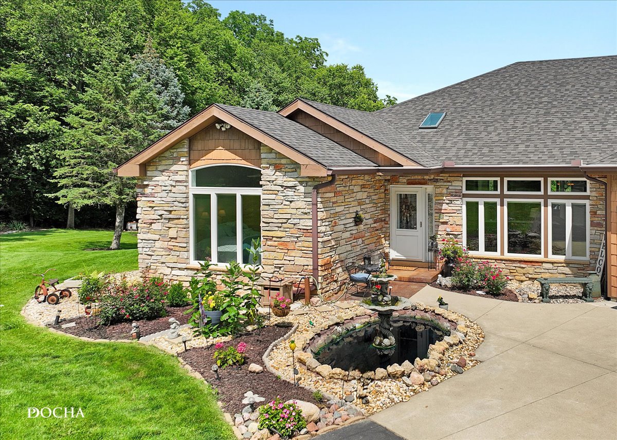 4750 West Stephenson St Road Freeport, IL 61032 - Photo 8 of 59