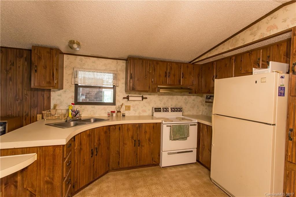 32078 Chapel Road Albemarle, NC 28001 - Photo 4 of 17 Gallery Image 4