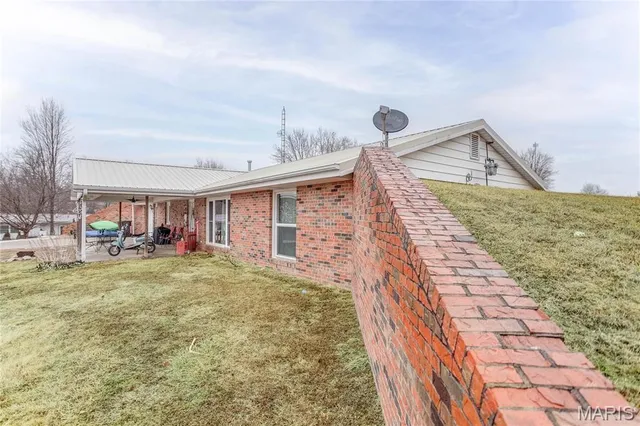 $123,000 | 302 East Bay Street, Pleasant Hill, IL 62366