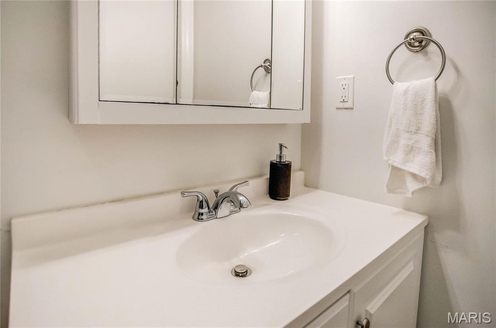 302 East Bay Street Pleasant Hill, IL 62366 - Photo 33 of 53