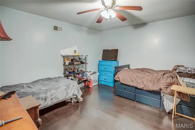 $123,000 | 302 East Bay Street, Pleasant Hill, IL 62366