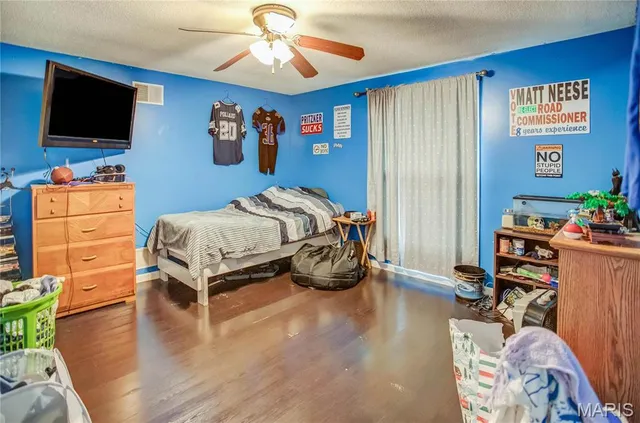 $123,000 | 302 East Bay Street, Pleasant Hill, IL 62366