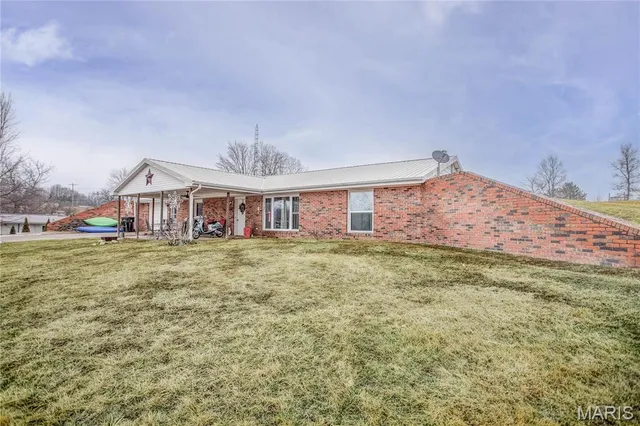 $123,000 | 302 East Bay Street, Pleasant Hill, IL 62366