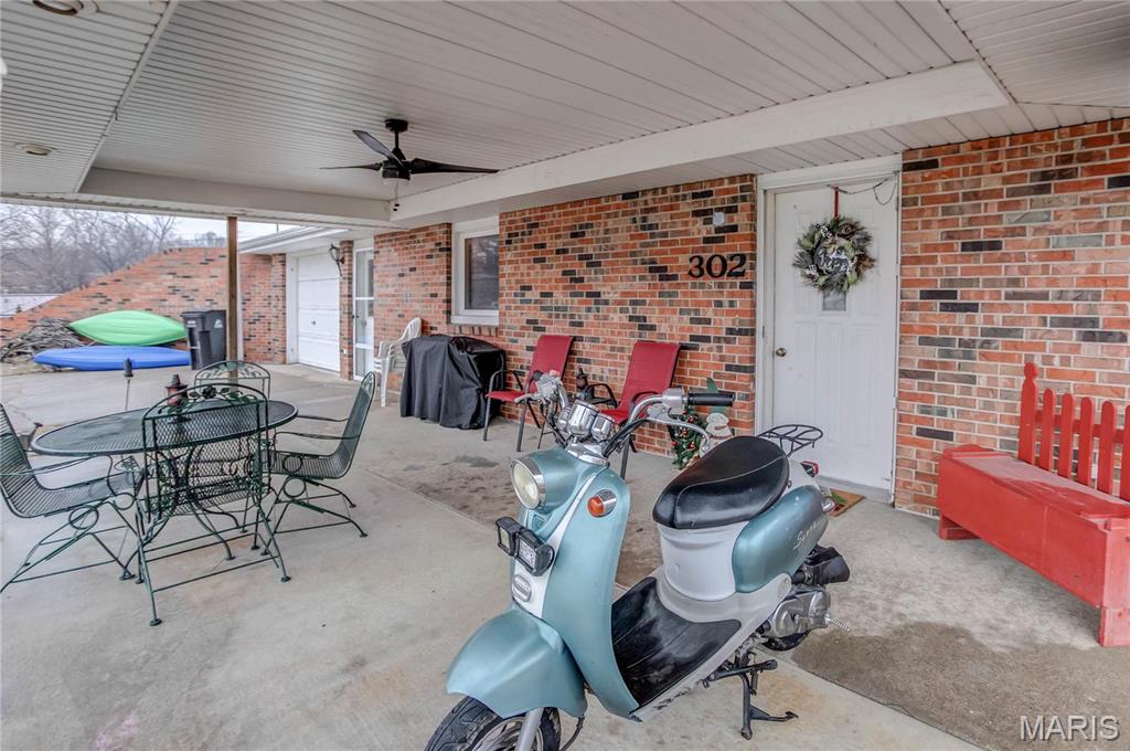 302 East Bay Street Pleasant Hill, IL 62366 - Photo 7 of 53