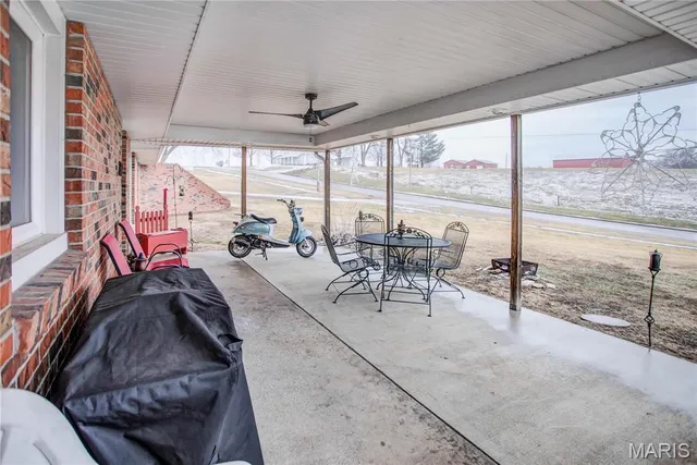 $123,000 | 302 East Bay Street, Pleasant Hill, IL 62366