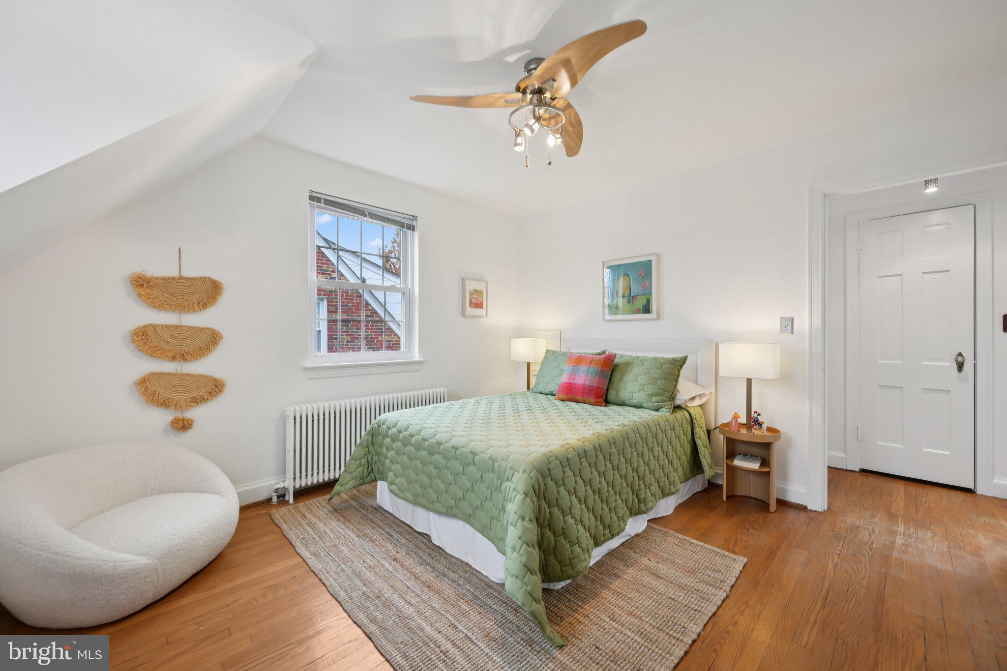 9405 Garwood Street Silver Spring, MD 20901 - Photo 29 of 38 BR with ceiling fan