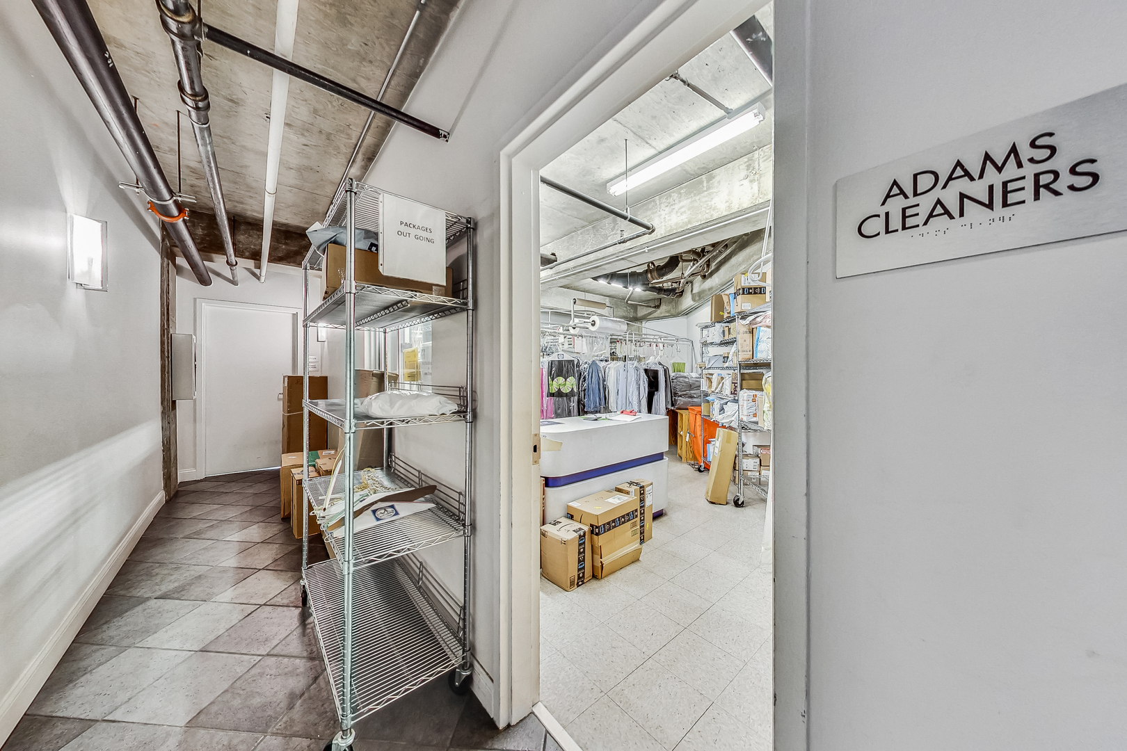 1000 West Adams Street, Unit 416 Chicago, IL 60607 - Photo 27 of 41 Gallery Image 27