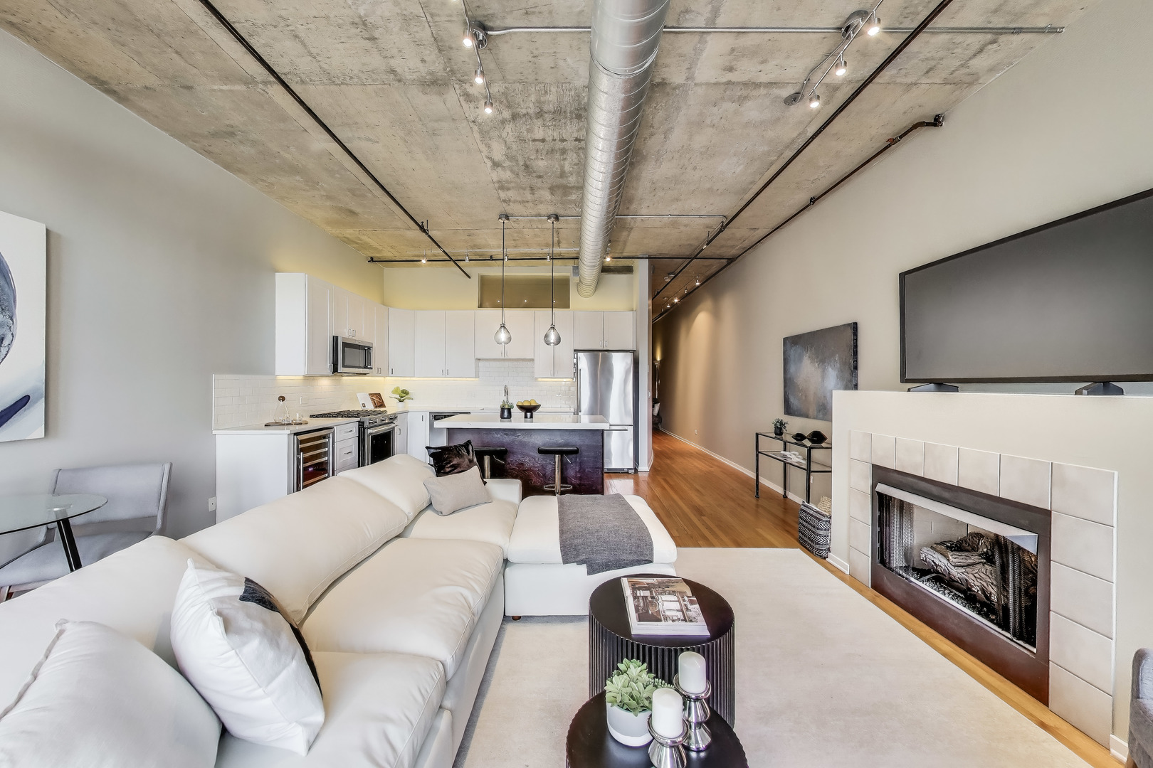 1000 West Adams Street, Unit 416 Chicago, IL 60607 - Photo 10 of 41 Gallery Image 10