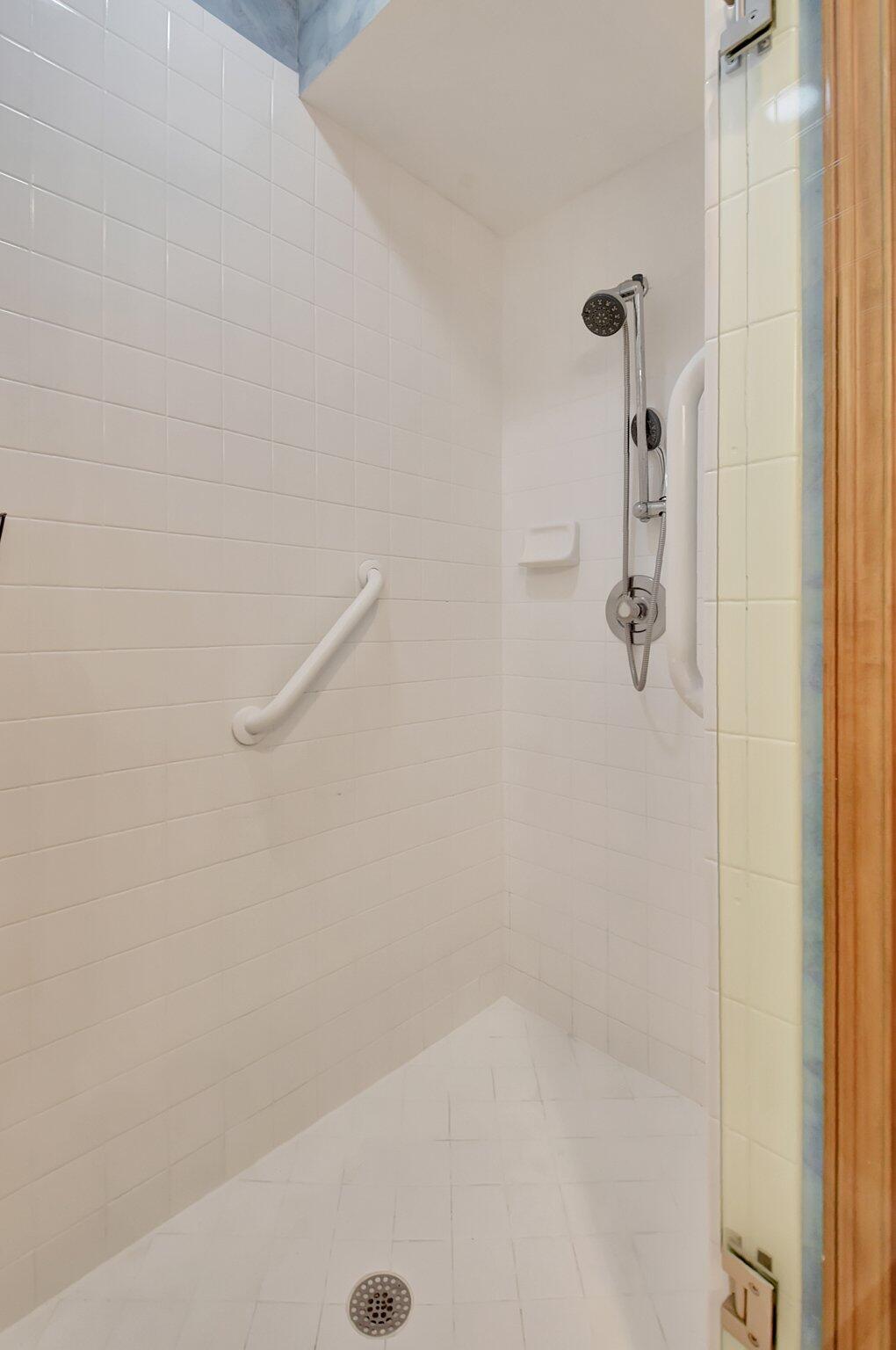 120 Hammocks Court Greenacres, FL 33413 - Photo 15 of 51 35-web-or-mls-DSC_4087