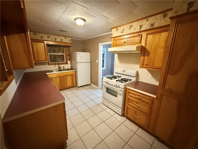 $199,000 | 405 Emmett Street, Bryan, TX 77802