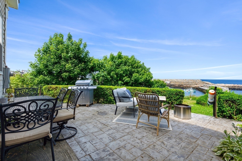 4 Edgemere Road Rockport, MA 01966 - Photo 7 of 32 Gallery Image 7