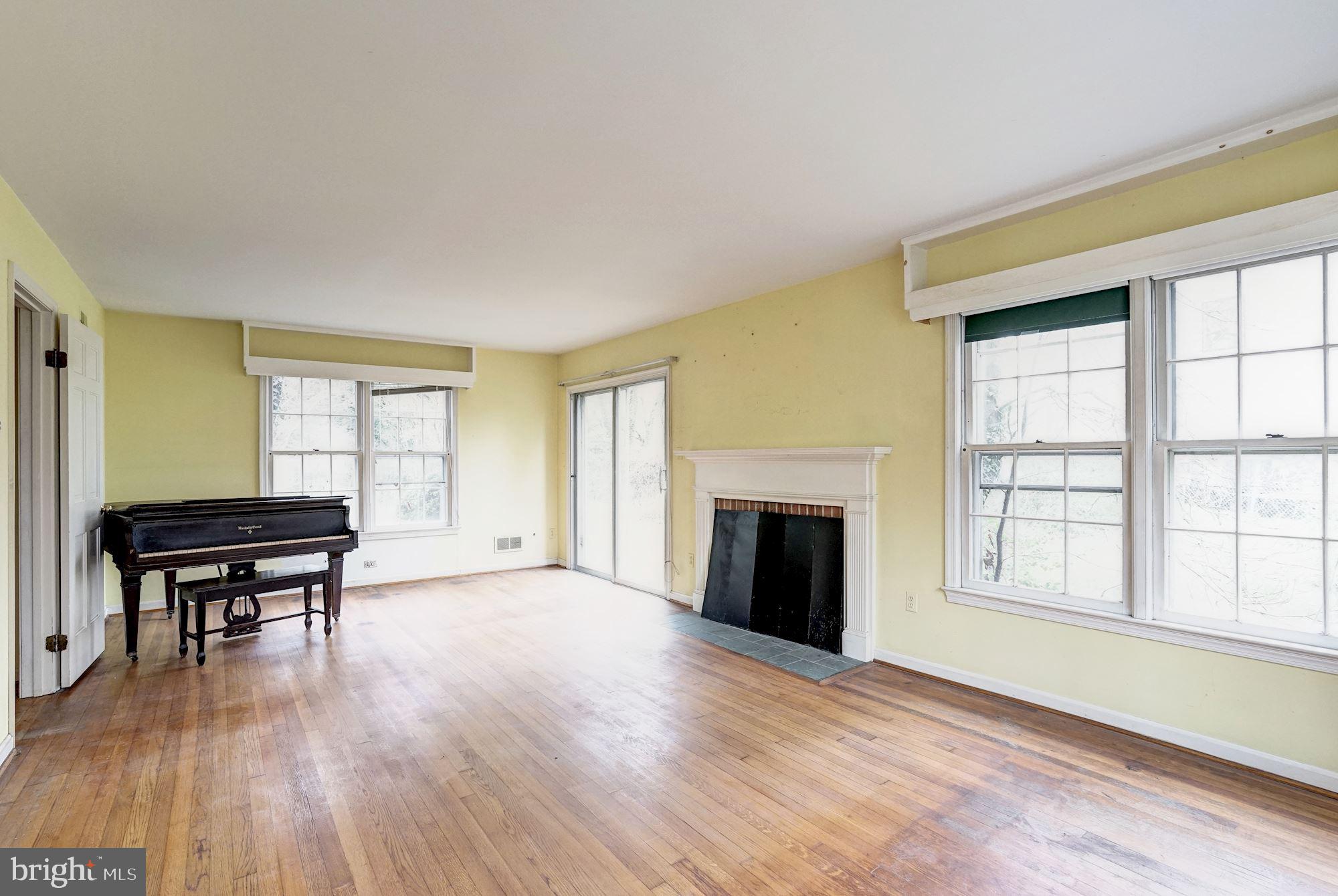 7834 Kent Road Alexandria, VA 22308 - Photo 7 of 48 Gallery Image 7
