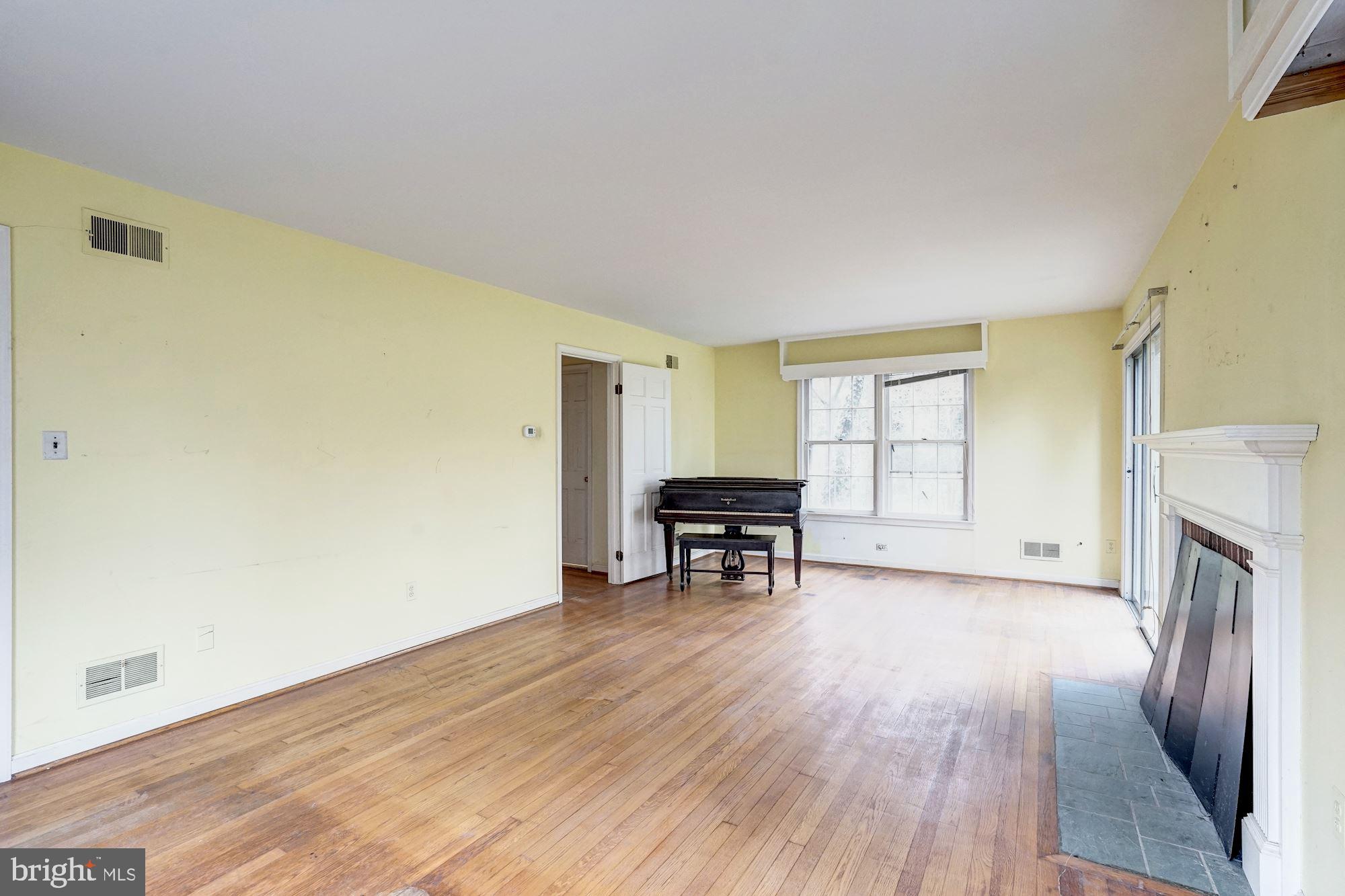 7834 Kent Road Alexandria, VA 22308 - Photo 8 of 48 Gallery Image 8