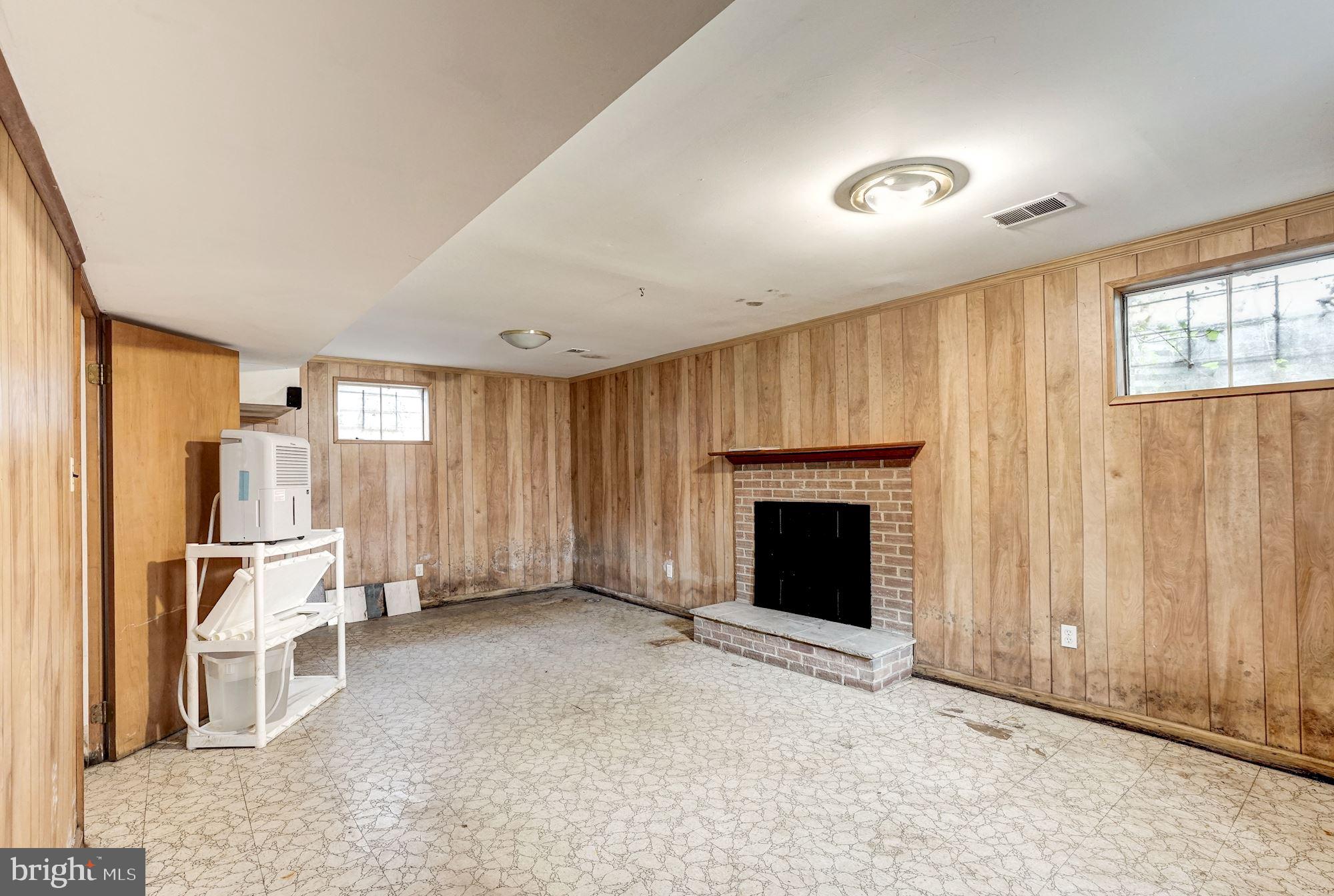 7834 Kent Road Alexandria, VA 22308 - Photo 10 of 48 Gallery Image 10