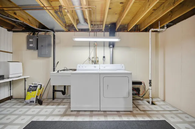 $185,000 | 500 Oakland Place Northeast, Unit I, Austin, MN 55912