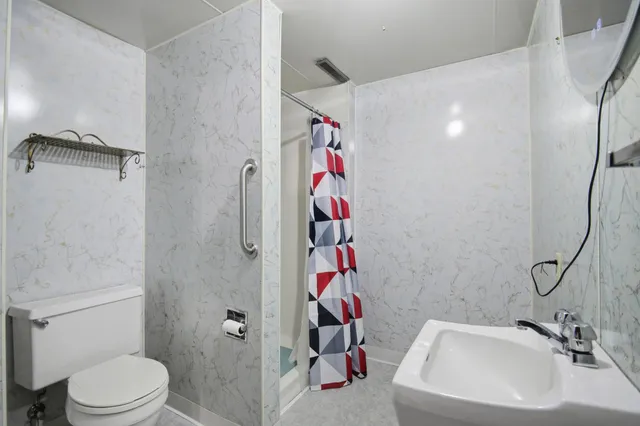 $185,000 | 500 Oakland Place Northeast, Unit I, Austin, MN 55912