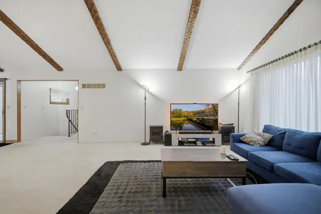 $185,000 | 500 Oakland Place Northeast, Unit I, Austin, MN 55912