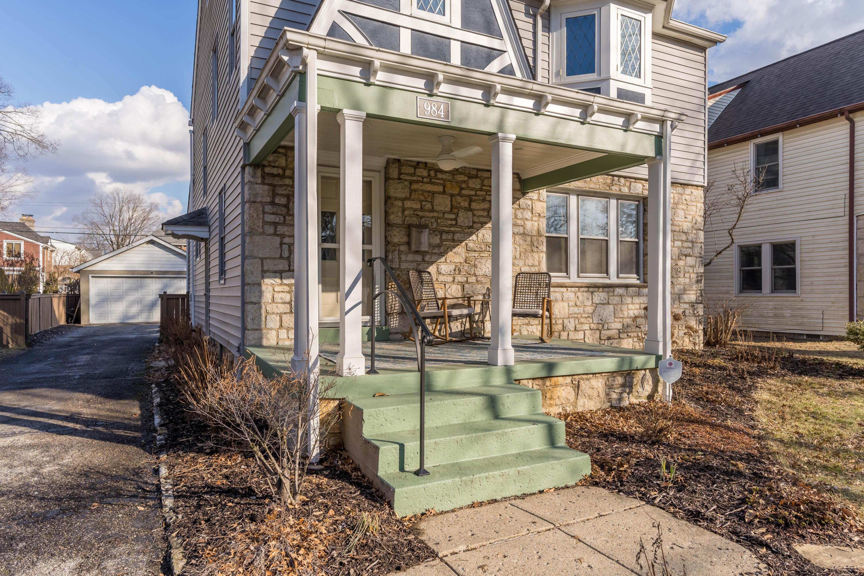 984 South Cassingham Road Columbus, OH 43209 - Photo 4 of 38 984 S Cassingham_42
