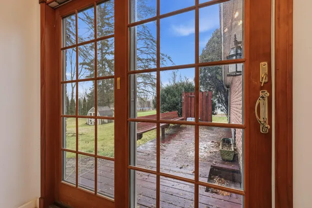 $410,000 | 6382 Houghten Drive, Troy, MI 48098