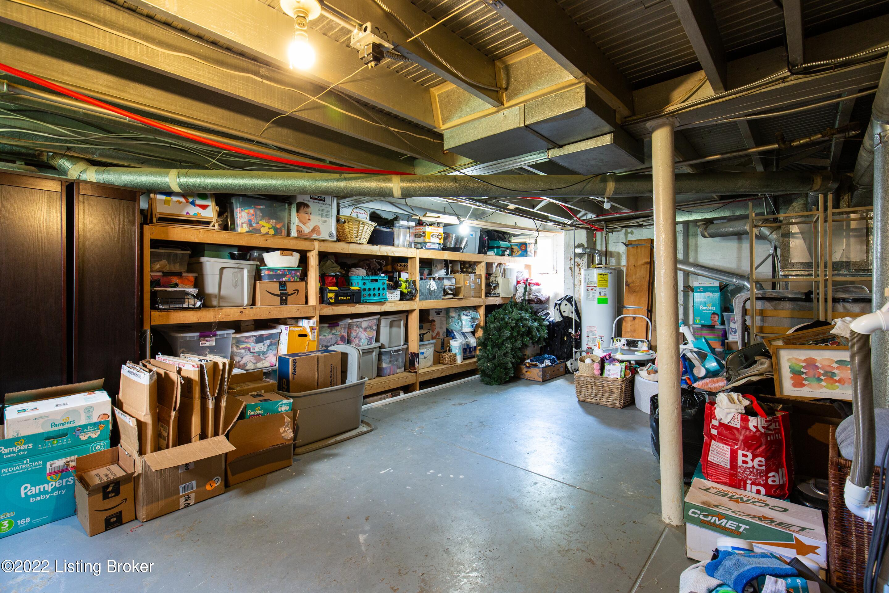216 Fairlawn Road Louisville, KY 40207 - Photo 24 of 26 216-Fairlawn-Rd-Interiors-15
