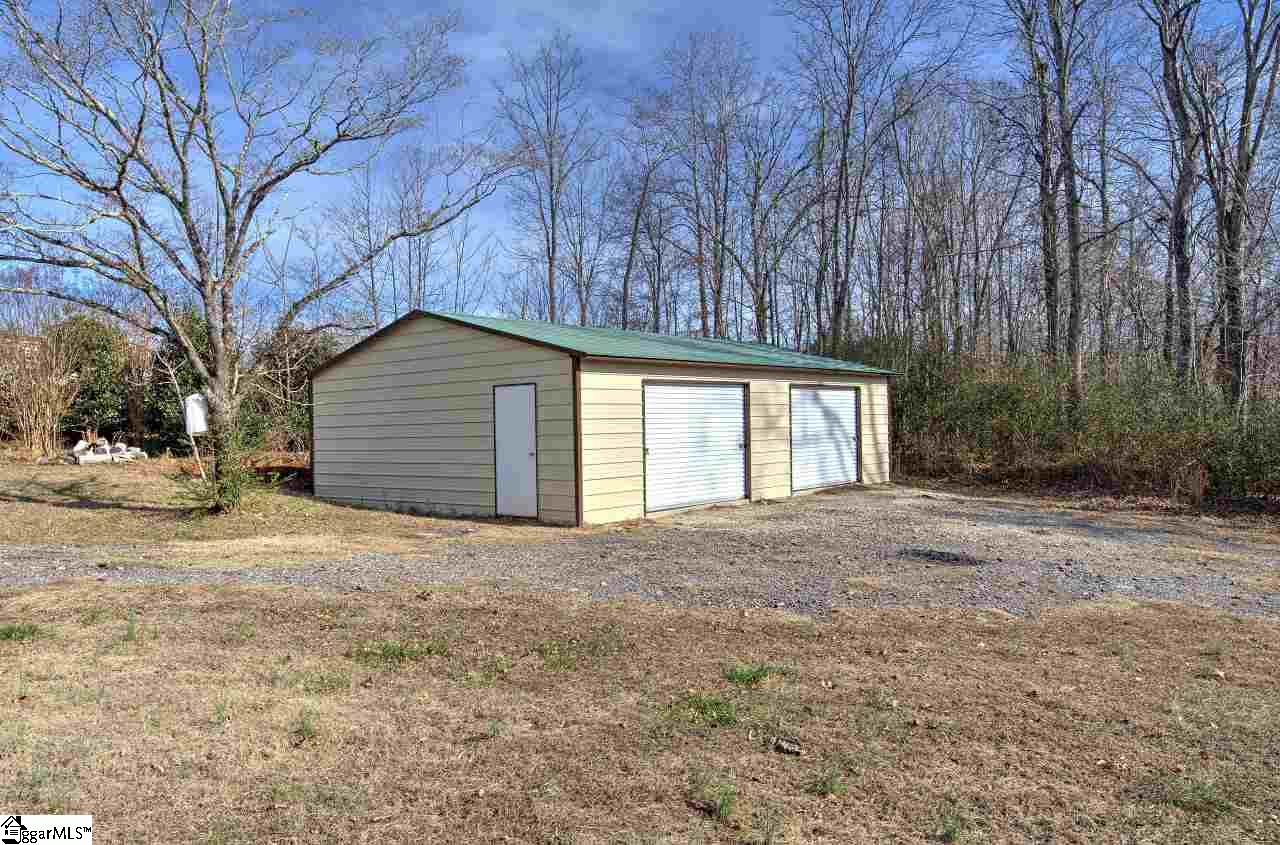 54 Hart Road Taylors, SC 29687 - Photo 34 of 36