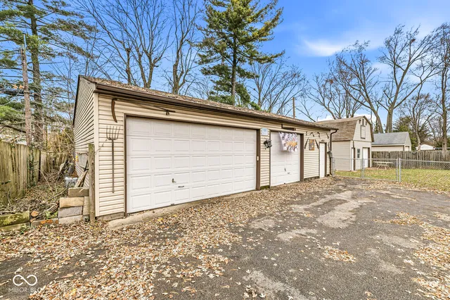 $319,900 | 3830 South Olney Street, Indianapolis, IN 46237