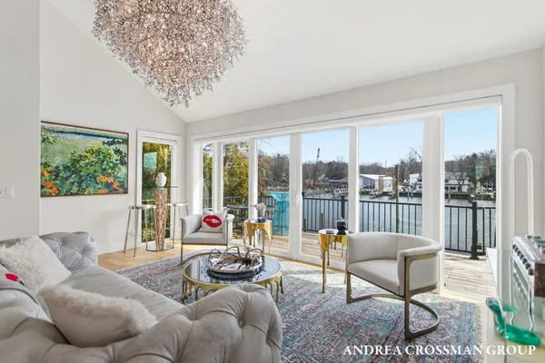 $1,900,000 | 1005 Park Street, Saugatuck, MI 49453