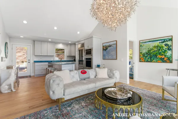 $1,900,000 | 1005 Park Street, Saugatuck, MI 49453