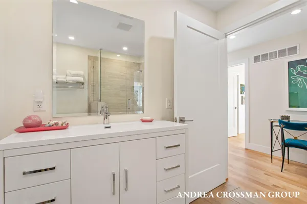 $1,900,000 | 1005 Park Street, Saugatuck, MI 49453