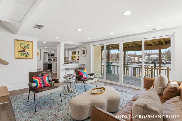 $1,900,000 | 1005 Park Street, Saugatuck, MI 49453