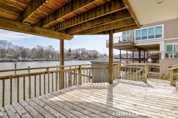 $1,900,000 | 1005 Park Street, Saugatuck, MI 49453