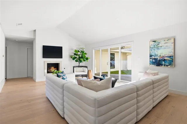 $1,098,000 | 7311 Carta Valley Drive, Dallas, TX 75248