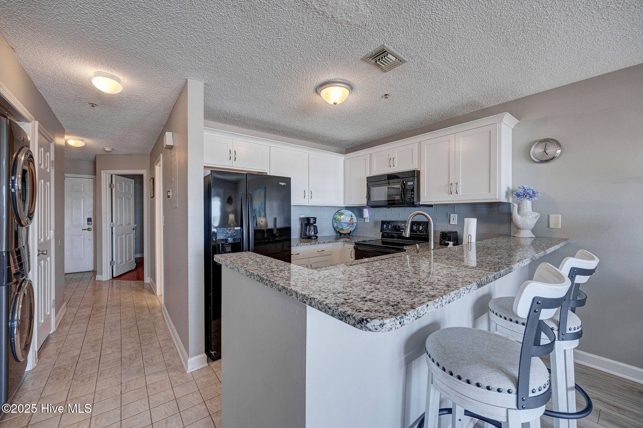 790 New River Inlet Road, Unit 115A North Topsail Beach, NC 28460 - Photo 14 of 40 Full size washer & dryer