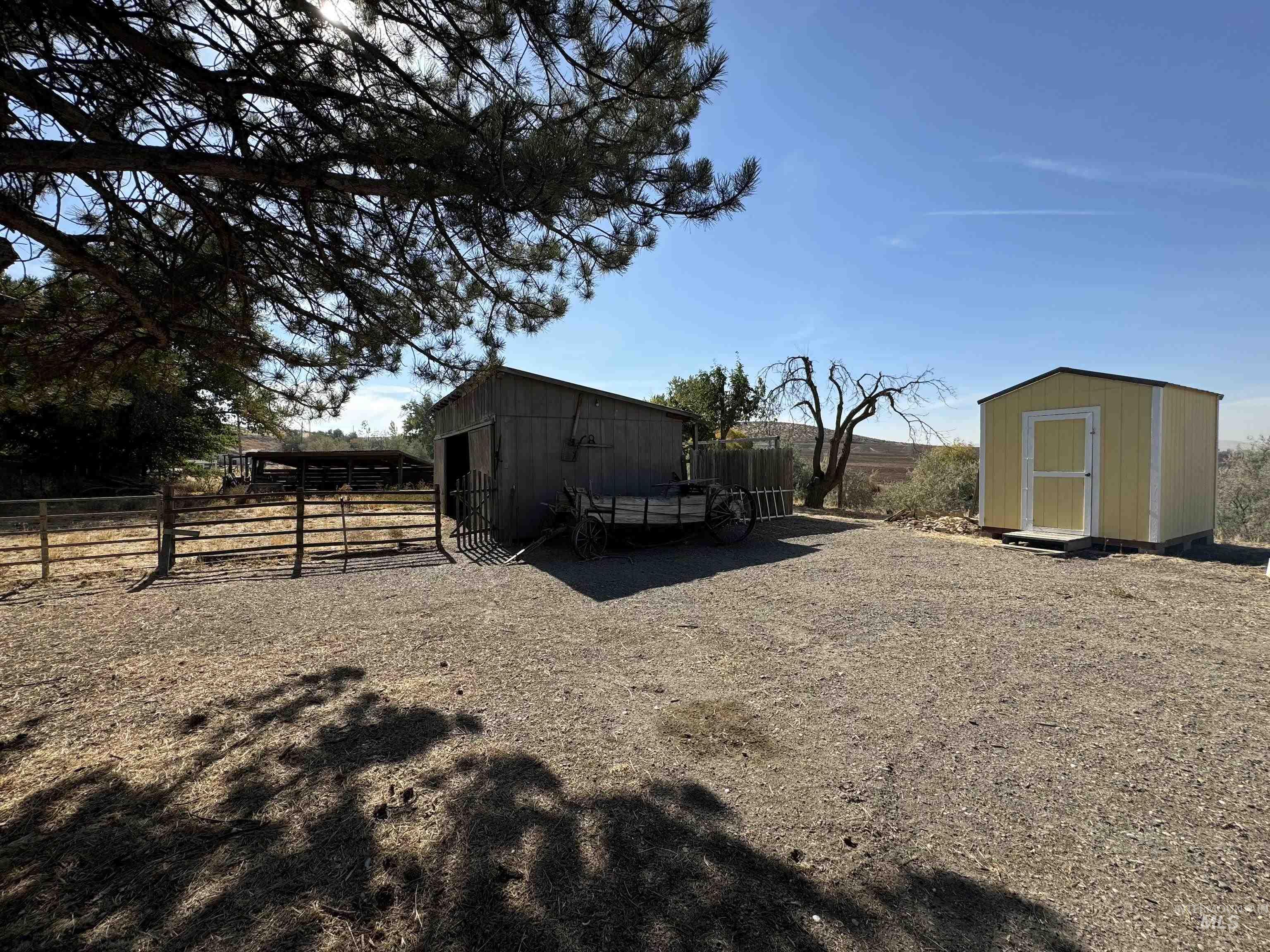 729 Morgan Avenue Ontario, OR 97914 - Photo 16 of 49 View of shed