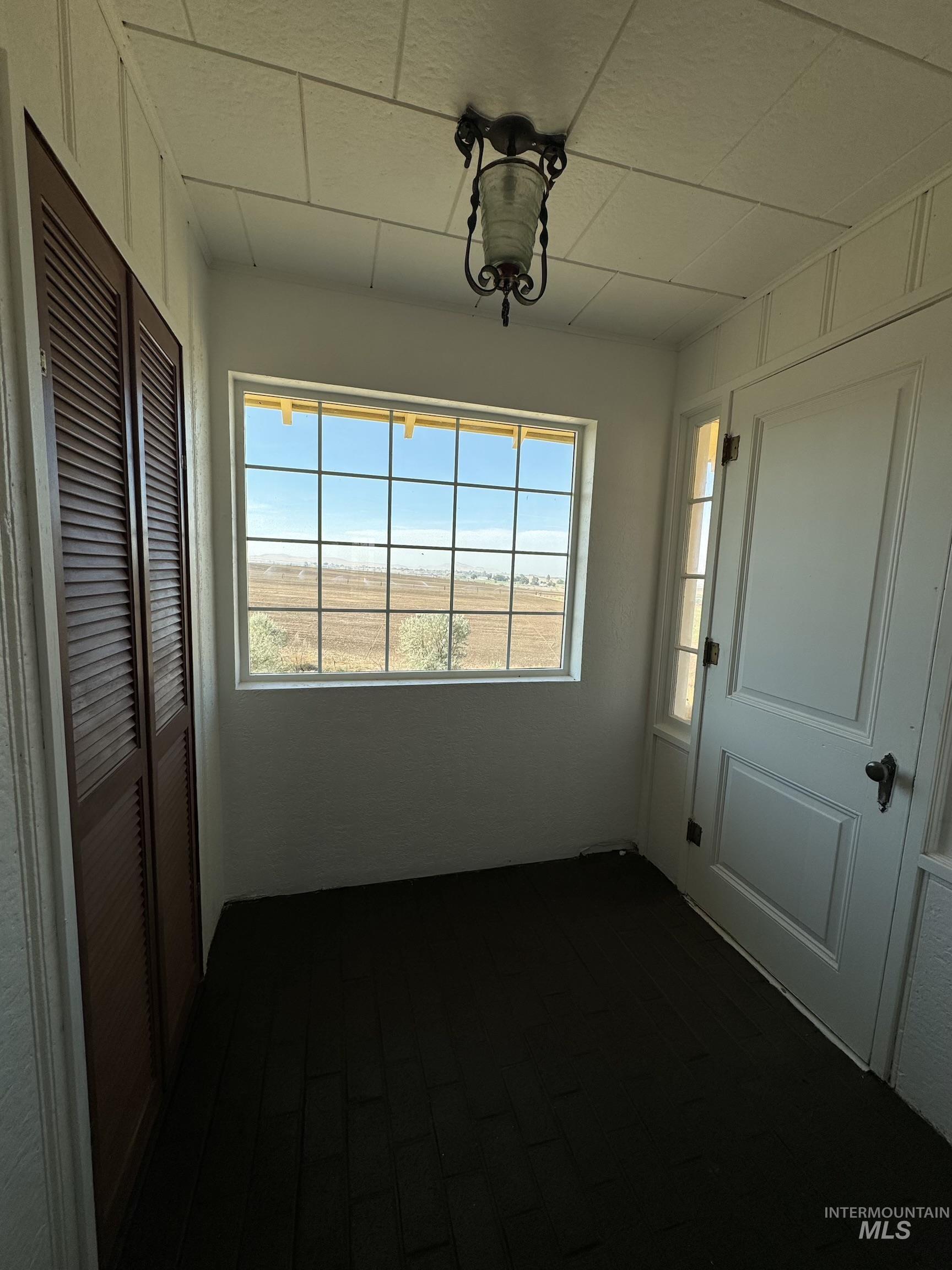729 Morgan Avenue Ontario, OR 97914 - Photo 27 of 49 View of unfurnished sunroom