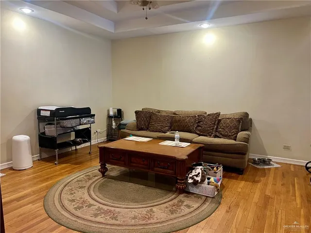 a close up view of a washer and dryer