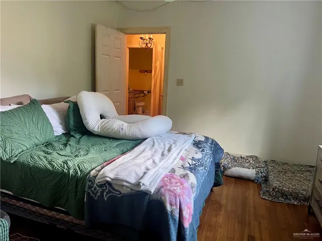 a view of entryway and hall